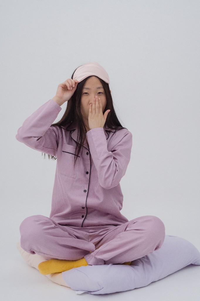 Relaxed bedtime in pajamas and socks — a calm evening routine supports deeper sleep